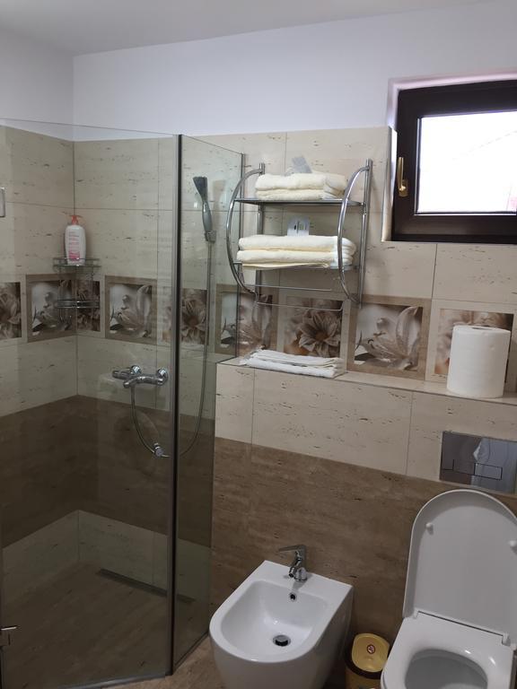 Romexpo Apartment Luxury - Aproape De Centru Si Parc Herastrau! Bucarest Esterno foto