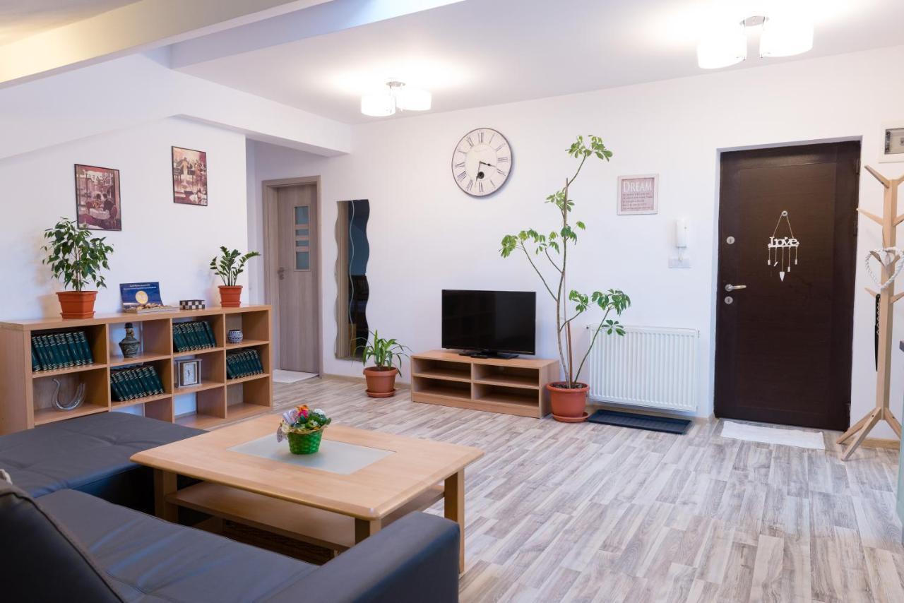 Romexpo Apartment Luxury - Aproape De Centru Si Parc Herastrau! Bucarest Esterno foto