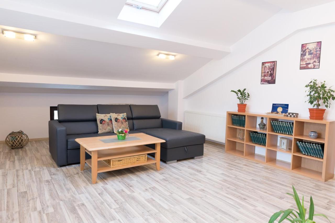 Romexpo Apartment Luxury - Aproape De Centru Si Parc Herastrau! Bucarest Esterno foto