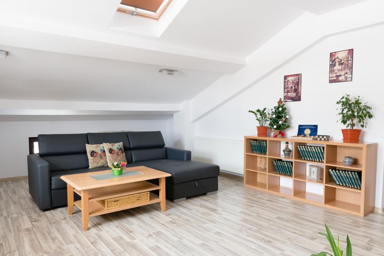 Romexpo Apartment Luxury - Aproape De Centru Si Parc Herastrau! Bucarest Esterno foto