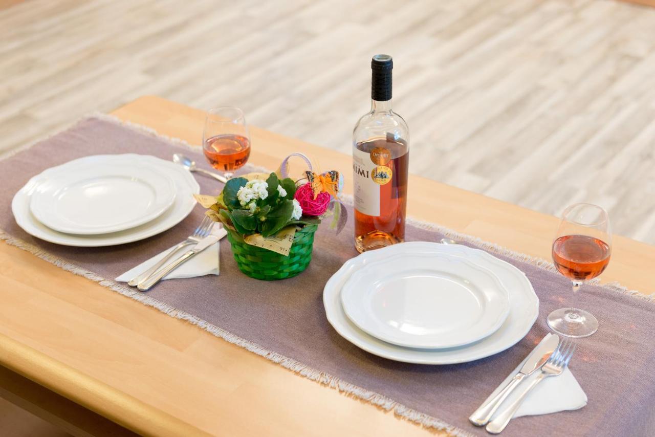 Romexpo Apartment Luxury - Aproape De Centru Si Parc Herastrau! Bucarest Esterno foto
